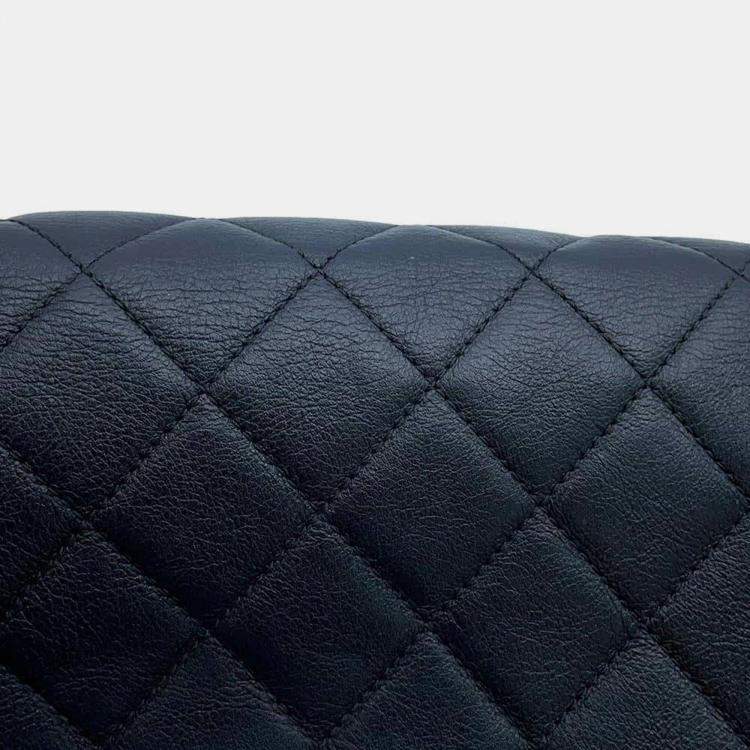 Pre Owned Chanel Black Calf Leather CC Pearl Shoulder Bag