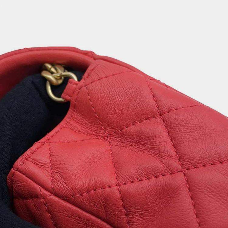 Pre Owned Chanel Red Lambskin Leather Flap Chain Shoulder Bag