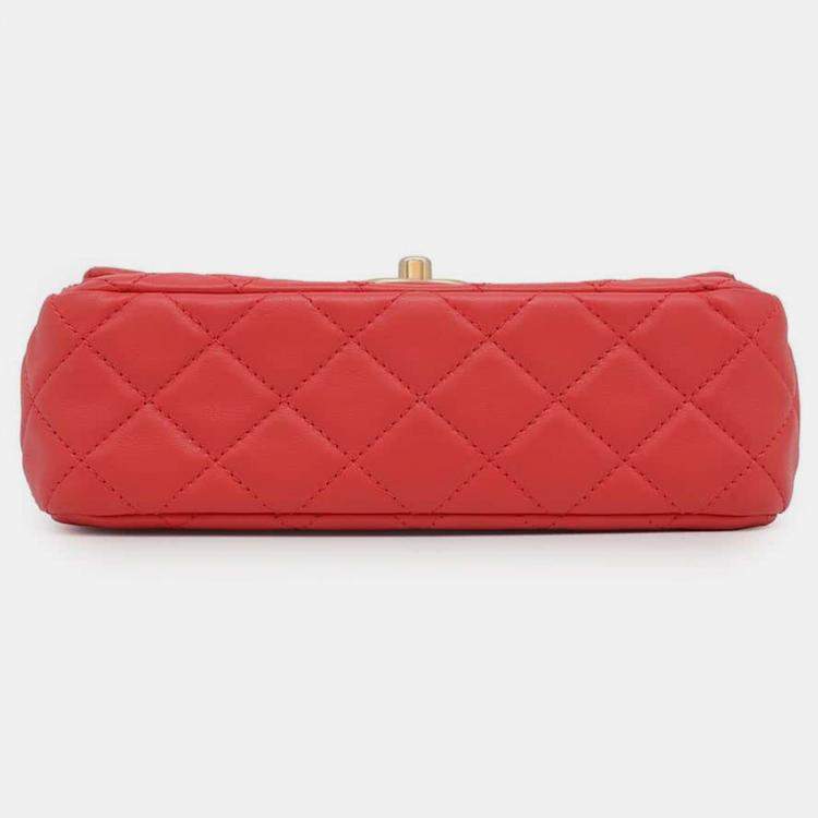 Pre Owned Chanel Red Lambskin Leather Flap Chain Shoulder Bag