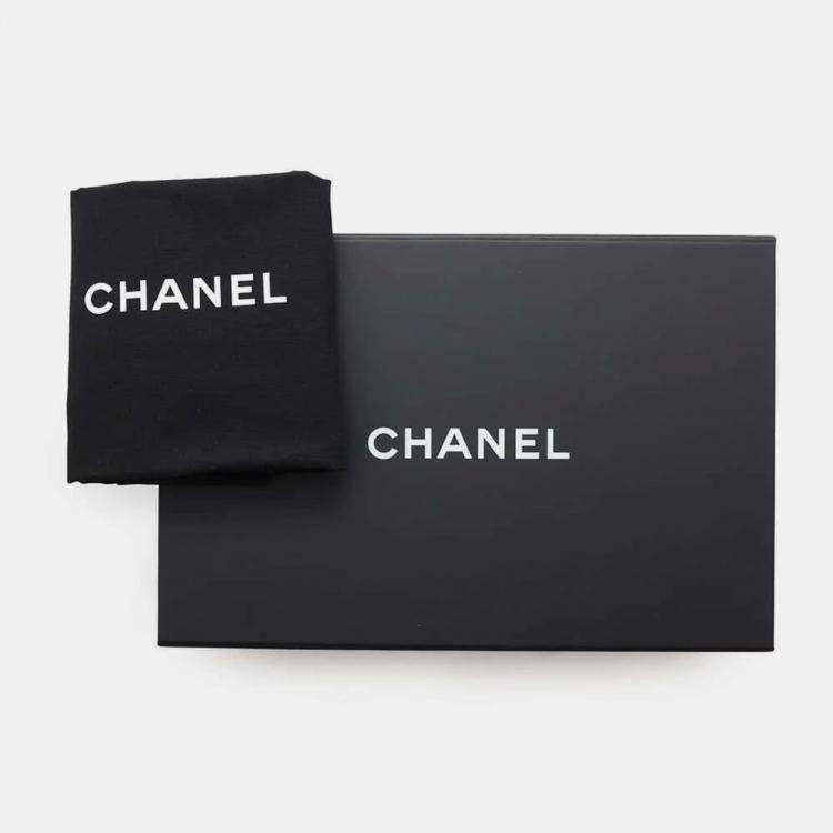 Pre Owned Chanel Green Lambskin Matelasse Vanity Chain Shoulder Bag