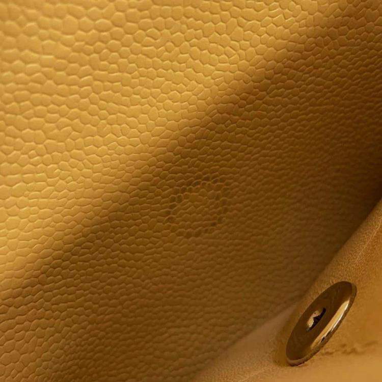 Pre Owned Chanel Beige Caviar Leather Double Flap Shoulder Bag 