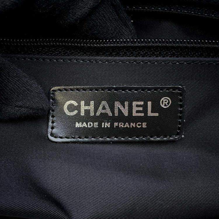 Pre Owned Chanel Brown/Black Nylon Leather New Travel Line Tote Bag 