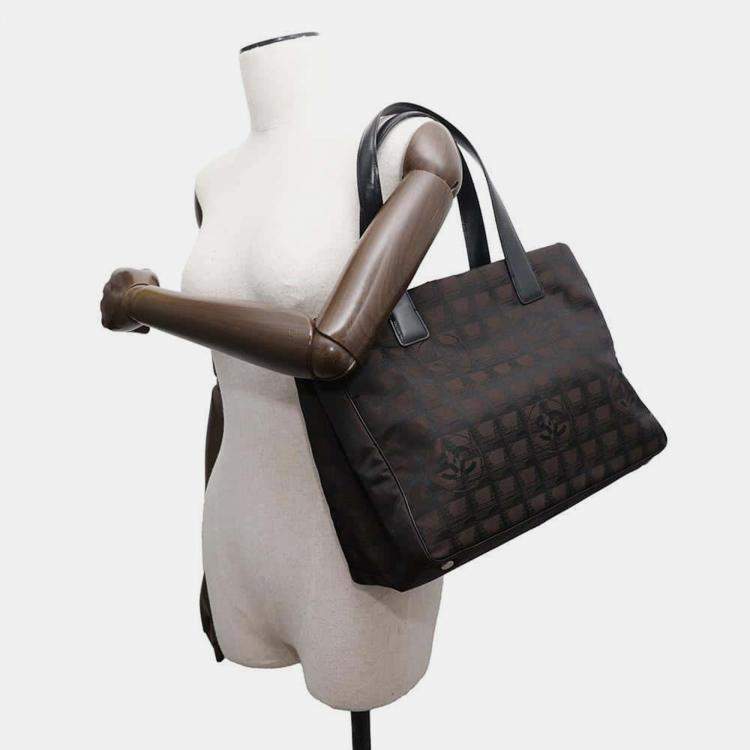 Pre Owned Chanel Brown/Black Nylon Leather New Travel Line Tote Bag 