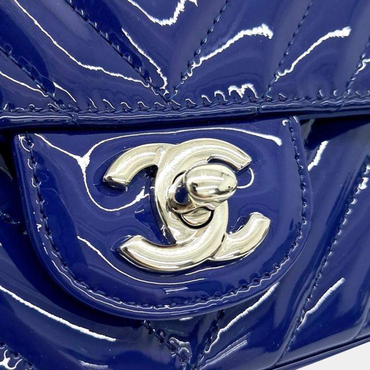 Pre Owned Chanel Blue Patent Leather Chevron Classic Mini Crossbody Bag