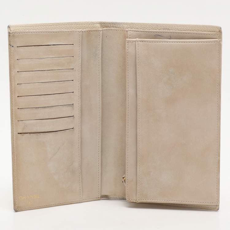 Pre Owned Chanel Cream Caviar Leather L Yen Wallet