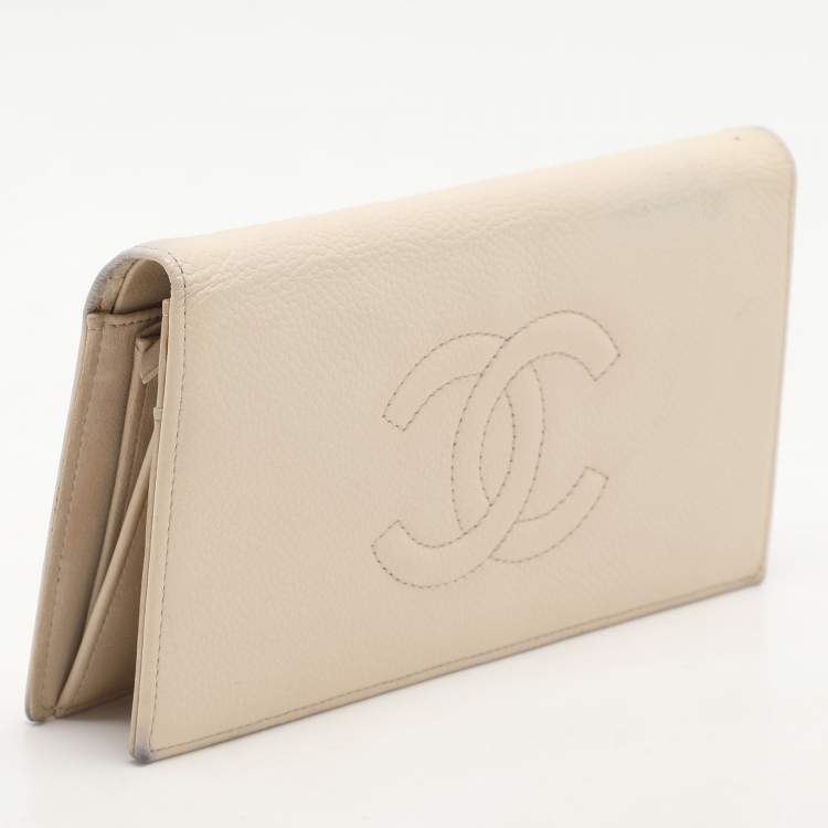 Pre Owned Chanel Cream Caviar Leather L Yen Wallet