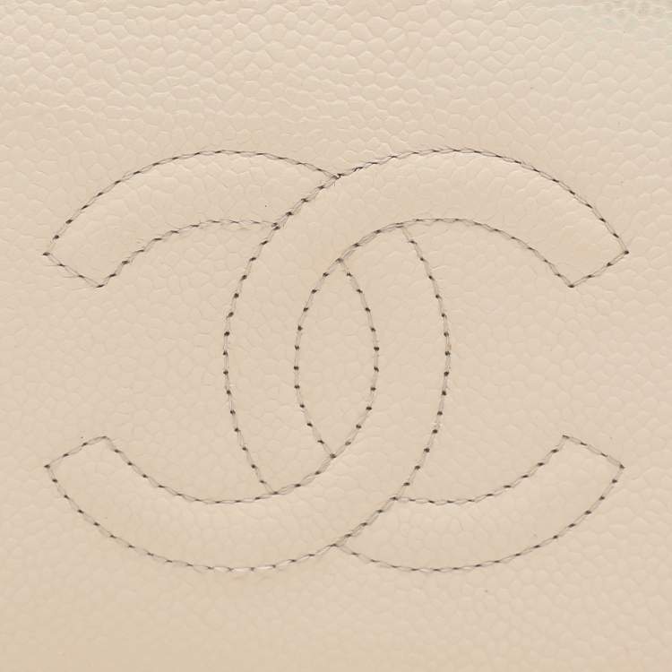 Pre Owned Chanel Cream Caviar Leather L Yen Wallet