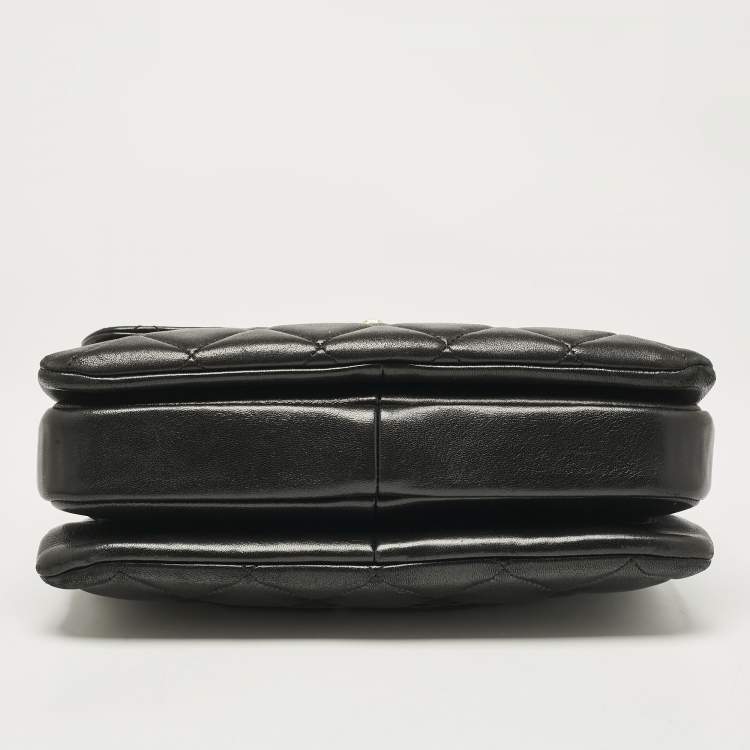 Pre Owned Chanel Black Quilted Leather Small Trendy CC Flap Bag