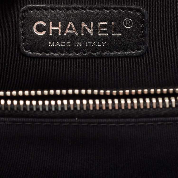 Pre Owned Chanel Black Quilted Patent Leather Large Boy Shopper Tote