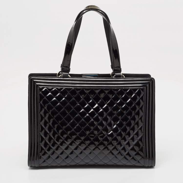 Pre Owned Chanel Black Quilted Patent Leather Large Boy Shopper Tote