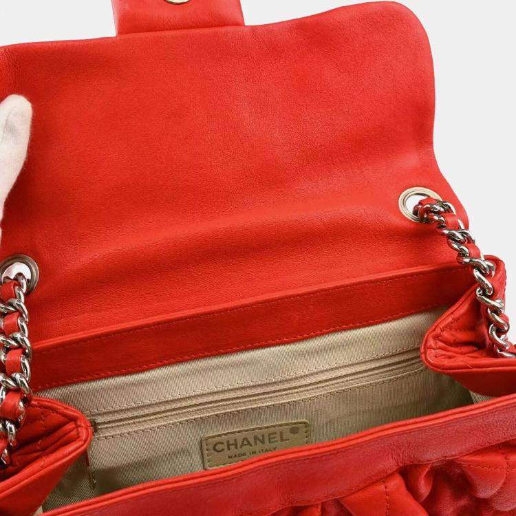 Pre Owned Chanel Red Lambskin Around Chain Shoulder Bag