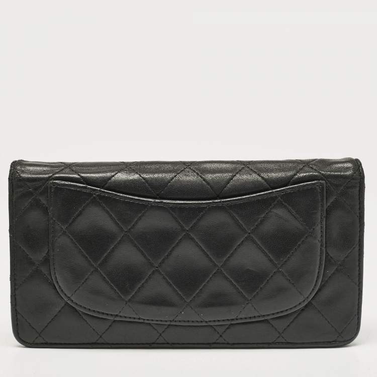 Pre Owned Chanel Black Quilted Leather L Yen Wallet