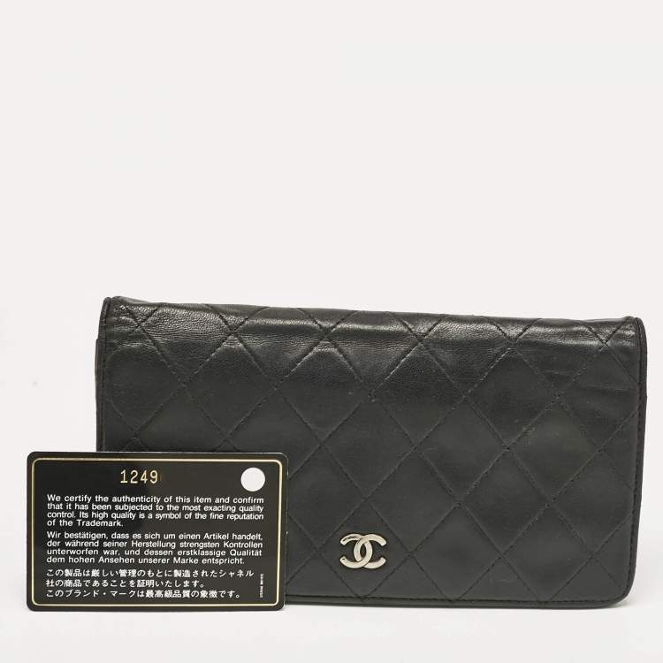Pre Owned Chanel Black Quilted Leather L Yen Wallet