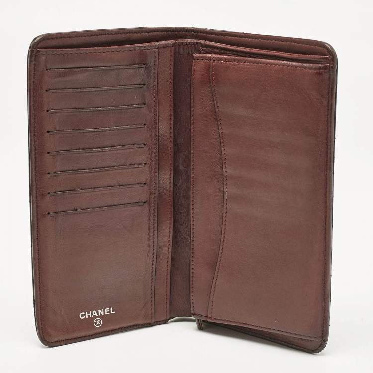 Pre Owned Chanel Black Quilted Leather L Yen Wallet