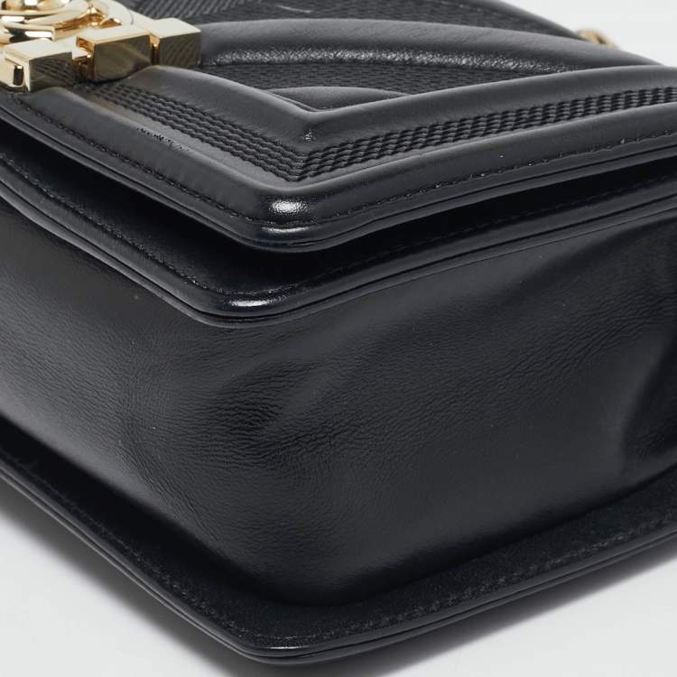 Pre Owned Chanel Black Textured Leather Small Boy Flap Bag