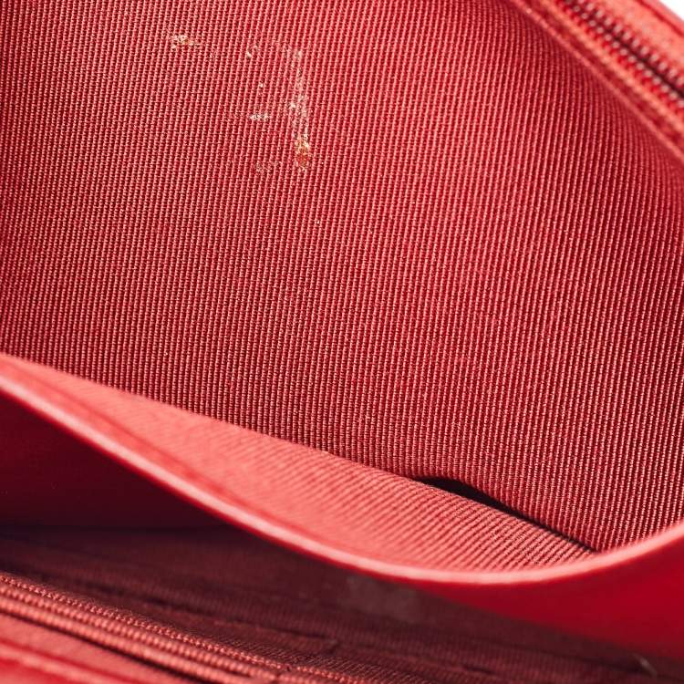 Pre Owned Chanel Red Quilted Leather CC Wallet On Chain