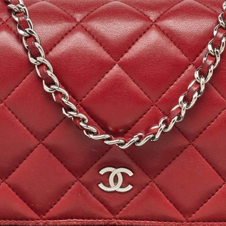 Pre Owned Chanel Red Quilted Leather CC Wallet On Chain