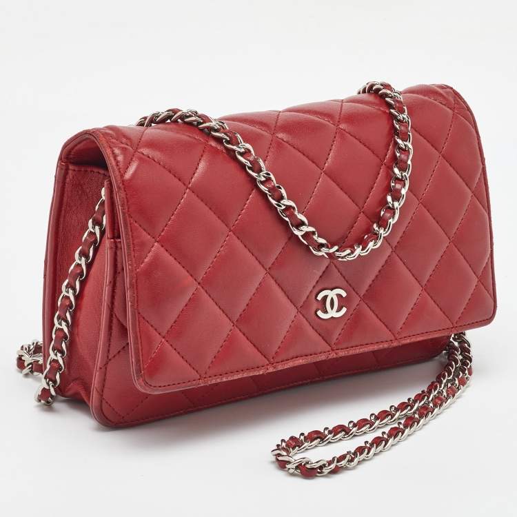 Pre Owned Chanel Red Quilted Leather CC Wallet On Chain