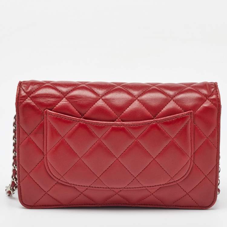 Pre Owned Chanel Red Quilted Leather CC Wallet On Chain