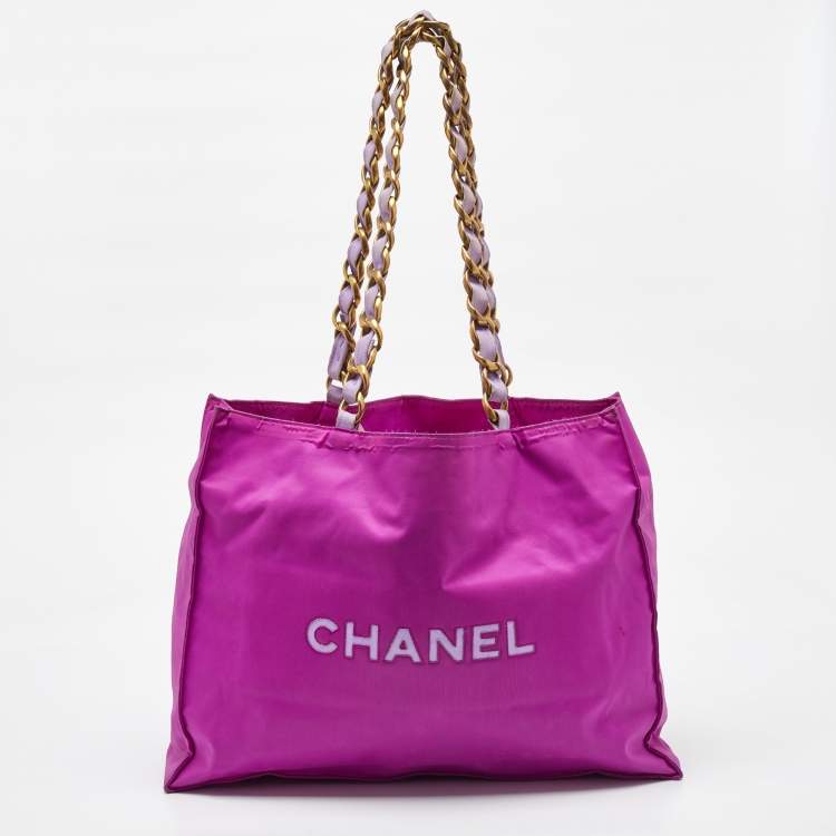 Pre Owned Chanel Pink Nylon Vintage CC Logo Shopper Tote