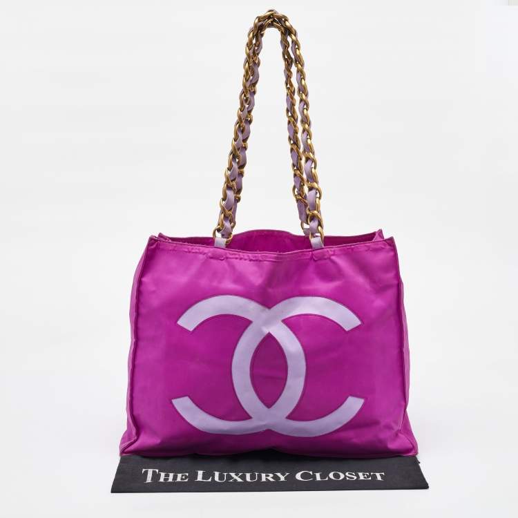 Pre Owned Chanel Pink Nylon Vintage CC Logo Shopper Tote