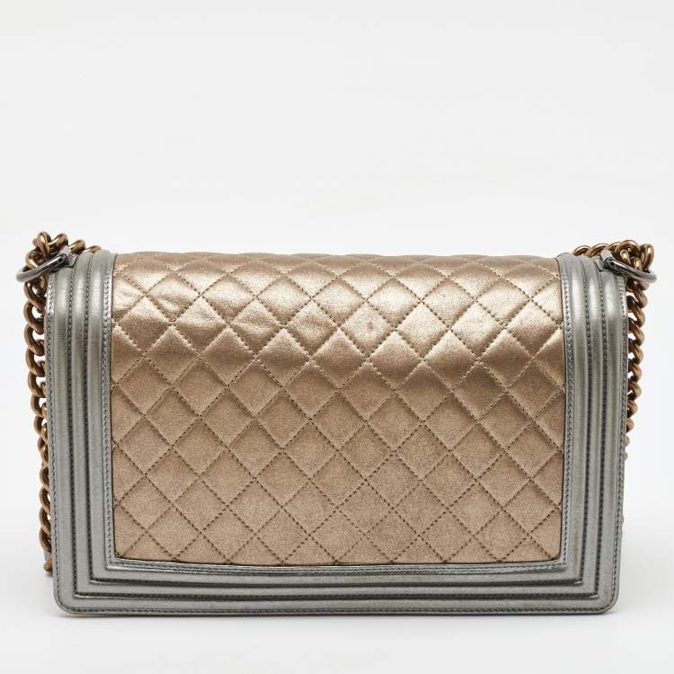 Pre Owned Chanel Gold/Silver Quilted Leather New Medium Boy Flap Bag