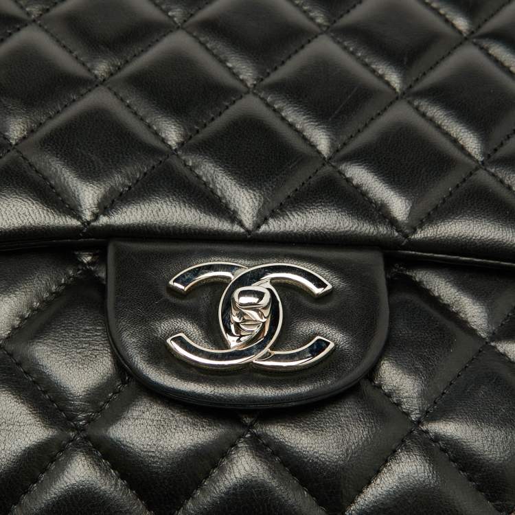 Pre Owned Chanel Black Quilted Leather Maxi Classic Double Flap Bag