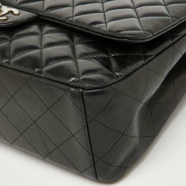 Pre Owned Chanel Black Quilted Leather Maxi Classic Double Flap Bag