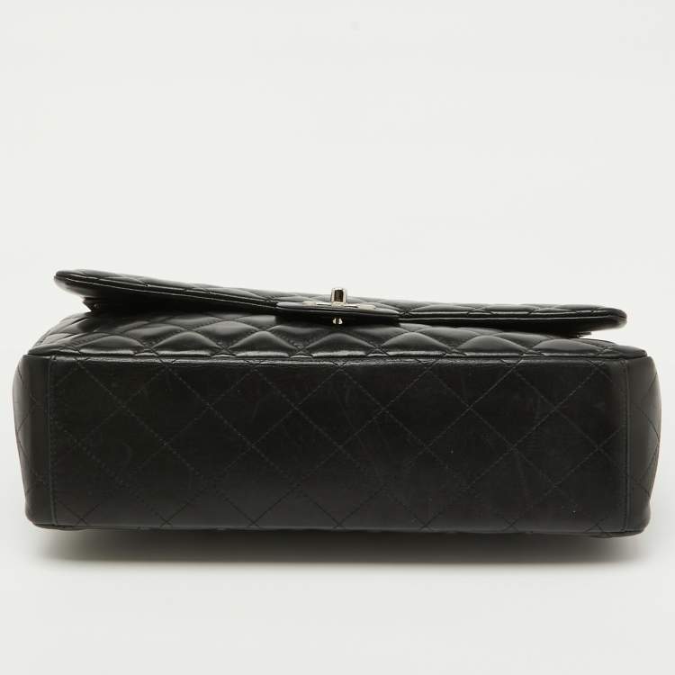 Pre Owned Chanel Black Quilted Leather Maxi Classic Double Flap Bag