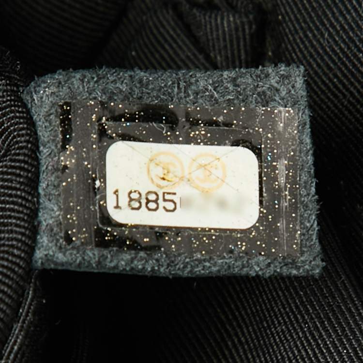 Pre Owned Chanel Black Leather Enchained New Medium Boy Flap Bag