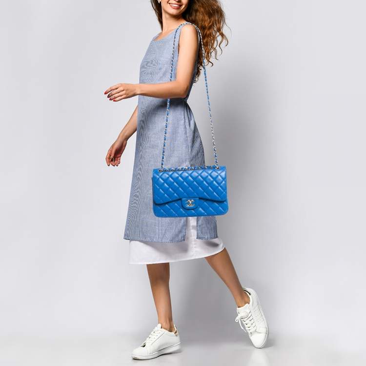 Pre Owned Chanel Blue Quilted Leather Jumbo Classic Double Flap Bag