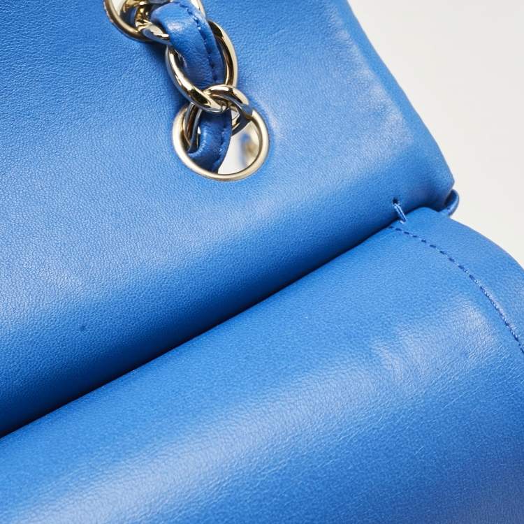 Pre Owned Chanel Blue Quilted Leather Jumbo Classic Double Flap Bag