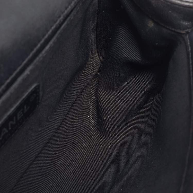 Pre Owned Chanel Black Quilted Leather Small Boy Flap Bag