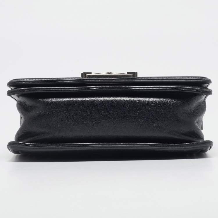 Pre Owned Chanel Black Quilted Leather Small Boy Flap Bag