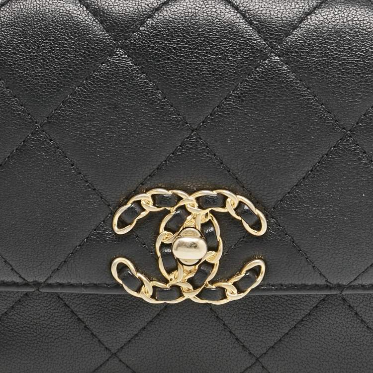 Pre Owned Chanel Black Quilted Leather Chain Infinity Belt Bag