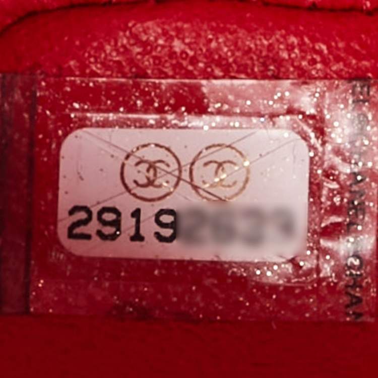 Pre Owned Chanel Black/Red Quilted Patent Leather Medium Classic Double Flap Bag