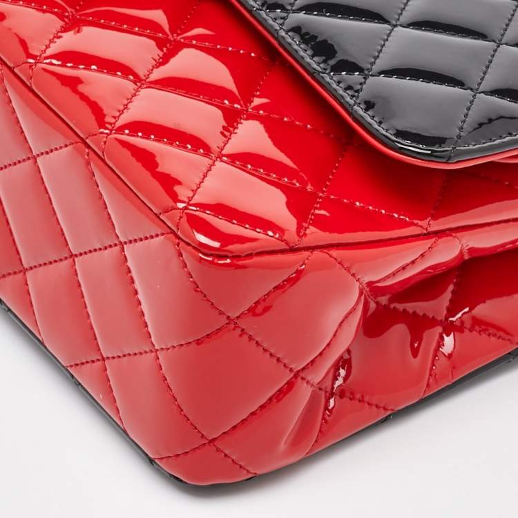 Pre Owned Chanel Black/Red Quilted Patent Leather Medium Classic Double Flap Bag