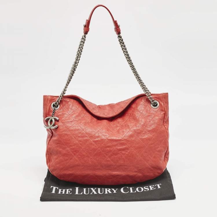 Pre Owned Chanel Red Quilted Caviar Leather Simply CC Hobo
