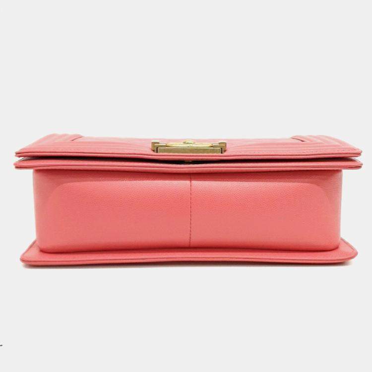 Pre Owned Chanel Pink Caviar Leather Medium Boy Shoulder Bag