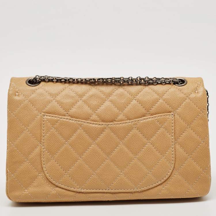 Pre Owned Chanel Beige Quilted Caviar Leather Classic 226 Reissue 2.55 Flap Bag