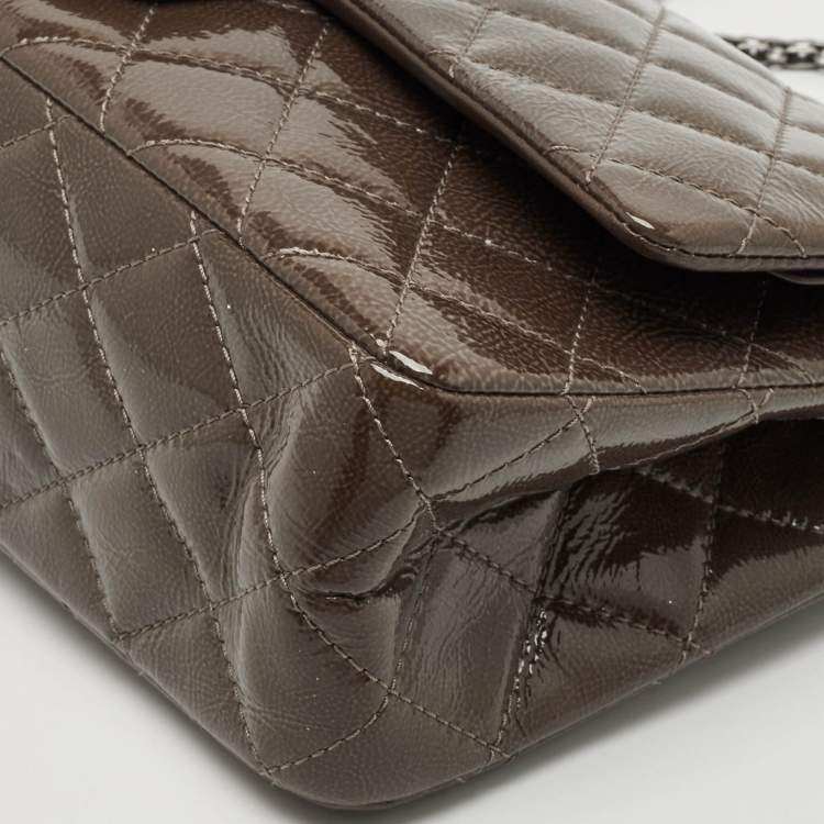 Pre Owned Chanel Olive Green Quilted Patent Leather Classic 227 Reissue 2.55 Flap Bag