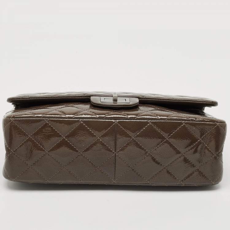 Pre Owned Chanel Olive Green Quilted Patent Leather Classic 227 Reissue 2.55 Flap Bag
