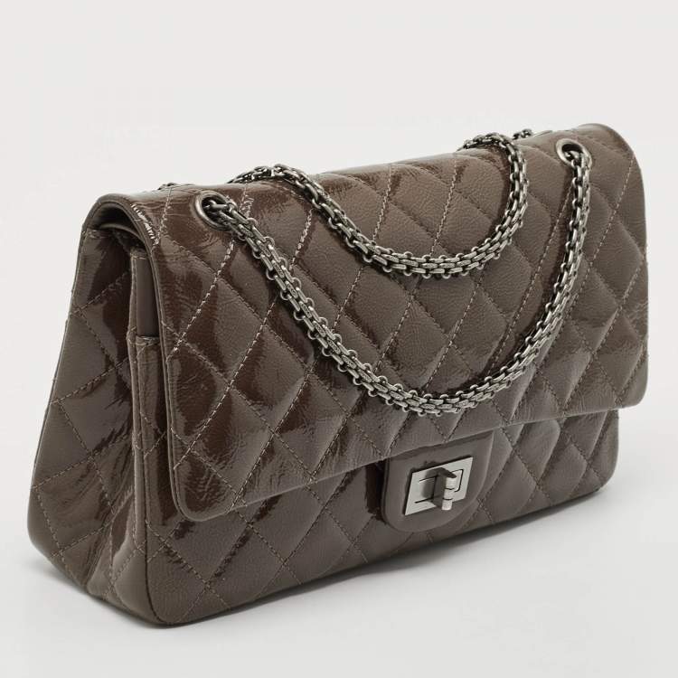 Pre Owned Chanel Olive Green Quilted Patent Leather Classic 227 Reissue 2.55 Flap Bag
