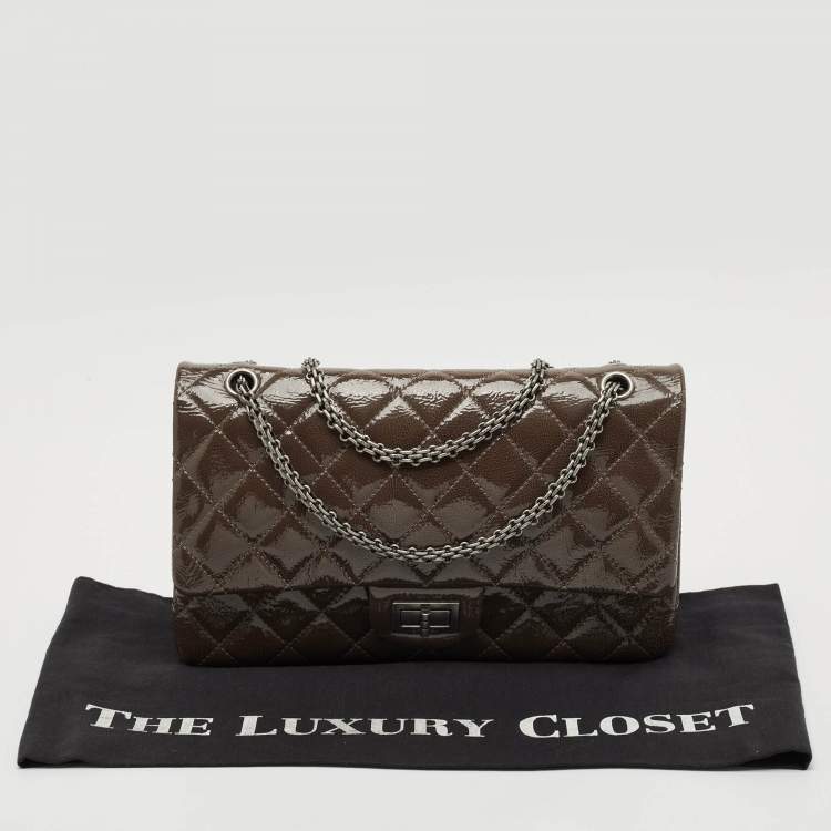 Pre Owned Chanel Olive Green Quilted Patent Leather Classic 227 Reissue 2.55 Flap Bag