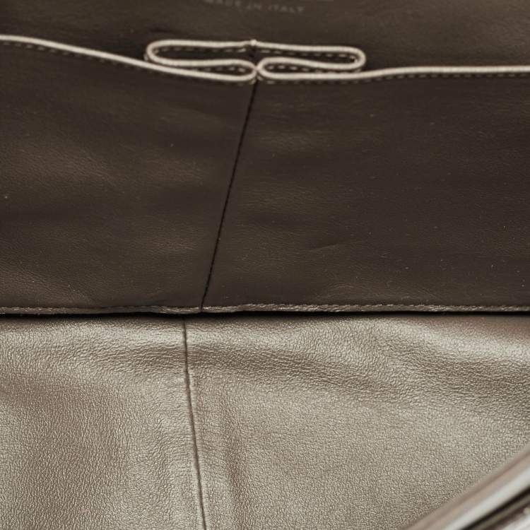 Pre Owned Chanel Olive Green Quilted Patent Leather Classic 227 Reissue 2.55 Flap Bag