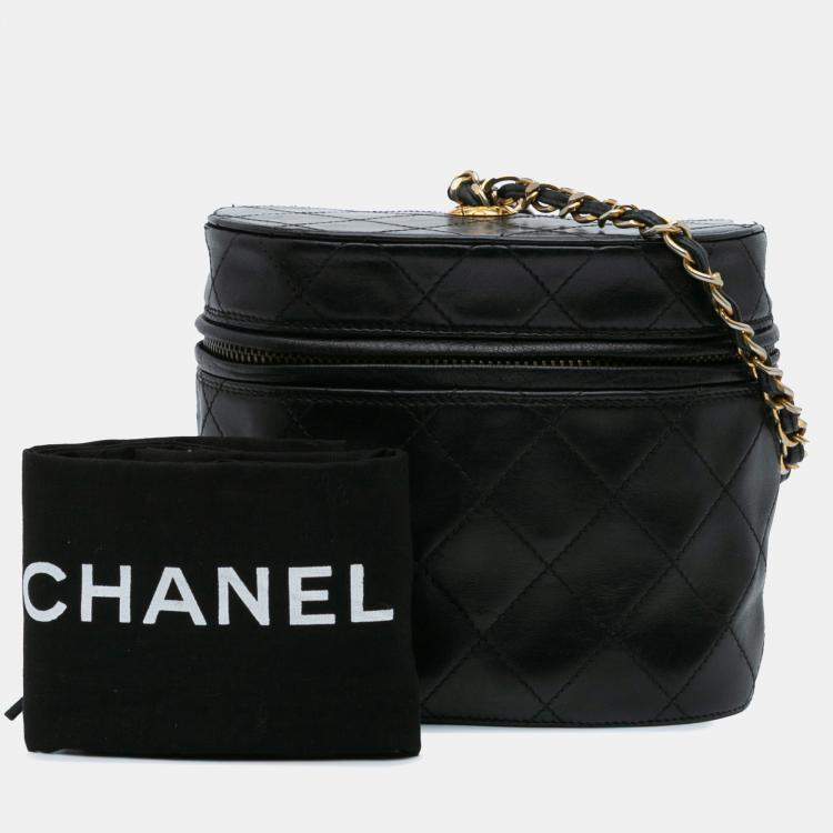 Pre Owned Chanel Black Quilted Lambskin Tassel Vanity Case