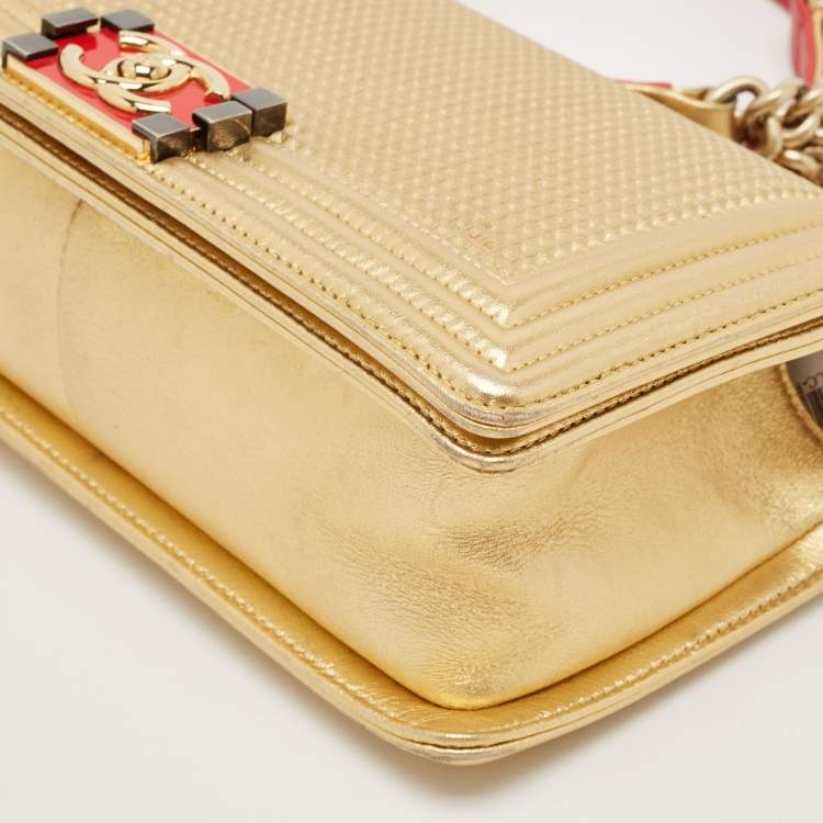 Pre Owned Chanel Gold/Red Cube Embossed Leather Medium Boy Flap Bag