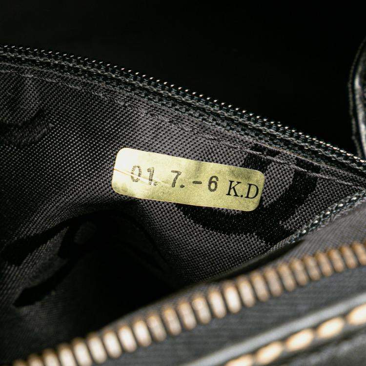 Pre Owned Chanel Black Lambskin CC Wild Stitch Handbag