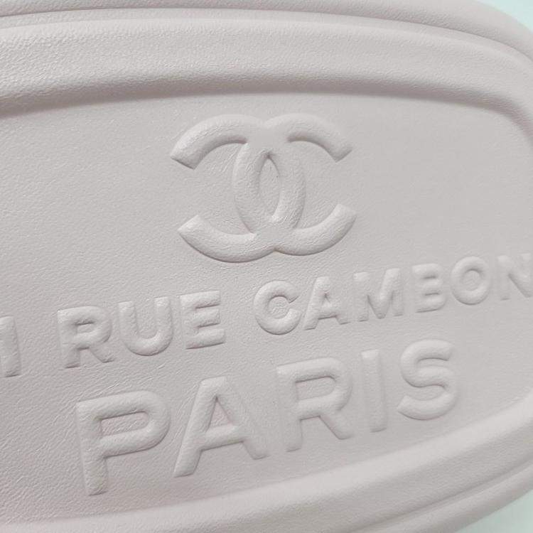 Pre Owned Chanel Pink Leather Mini Camera Case Bag