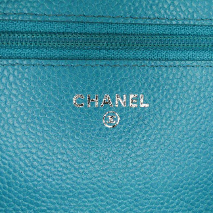 Pre Owned Chanel Aqua Blue Caviar Bicolor CC Wallet On Chain Bag